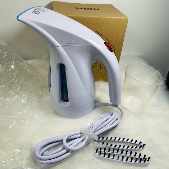 NWT Handheld Portable Garment Steamer  for Home and Travel, 240ml Capacity - Picture 12 of 12